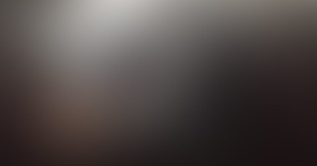 アカデミズムの中で表現されたカバネルの崇高なエロスと制度との緊張関係を描く構図