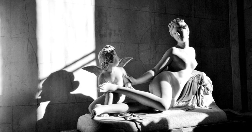 ヴィーナスの誕生を含むカバネルの名作ポスターが空間に与える印象的な効果