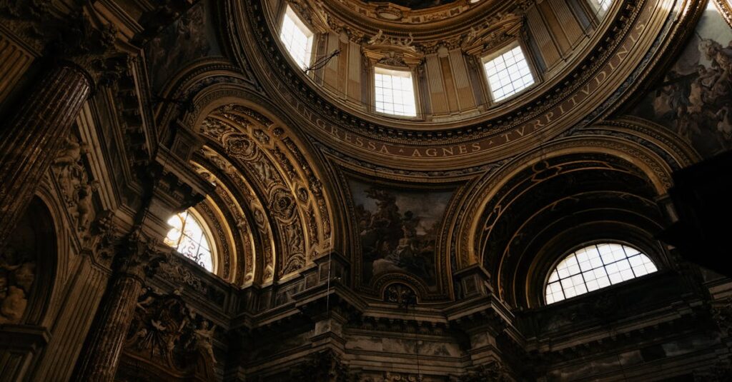 カバネルが描いた代表的な5つの絵画作品を象徴するビジュアル構成