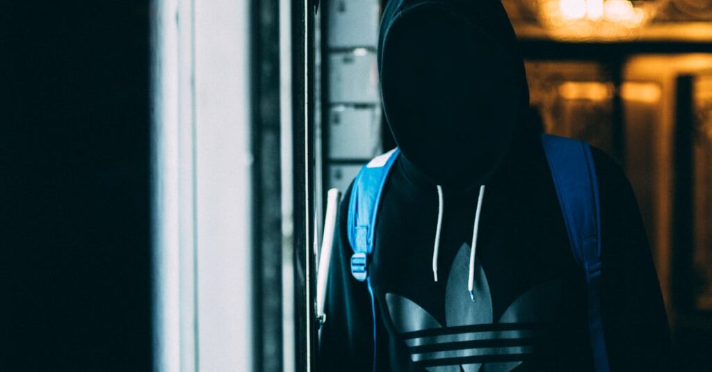 アカデミズム制度の中で独自の画風を確立したカバネルの美術的個性とその教育的影響