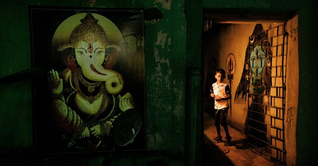 19世紀アカデミズムを代表するアレクサンドル・カバネルの肖像と彼の作品イメージ