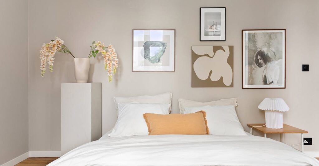 インテリアスタイル別にカバネルのアートポスターを配置した実例やおすすめ構成