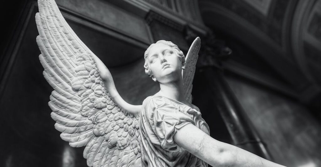 ヴィーナスの誕生や堕天使など、カバネルの代表作を紹介するアート画像のコラージュ。