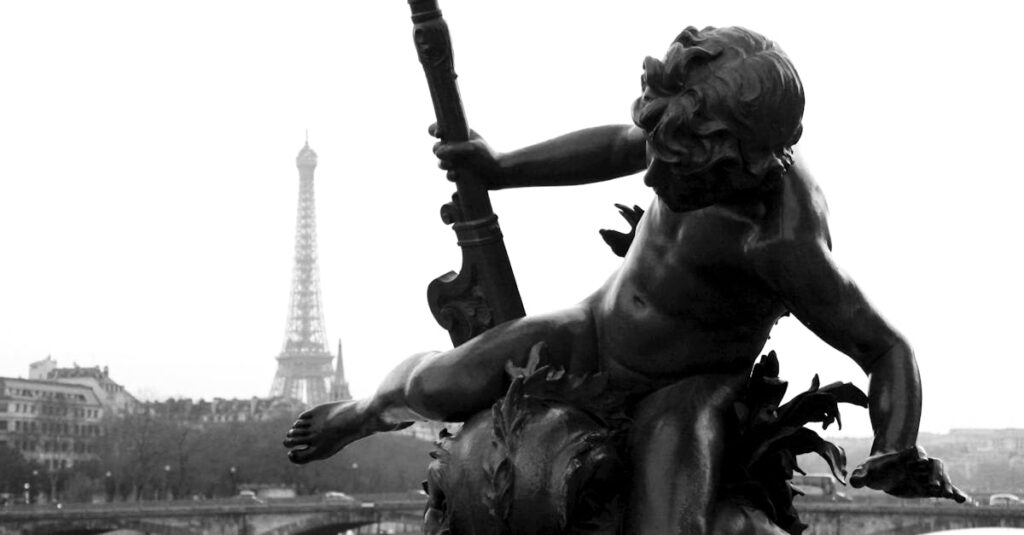 カバネルが象徴するフランス美術の伝統と国家的美意識の融合を表現した構図