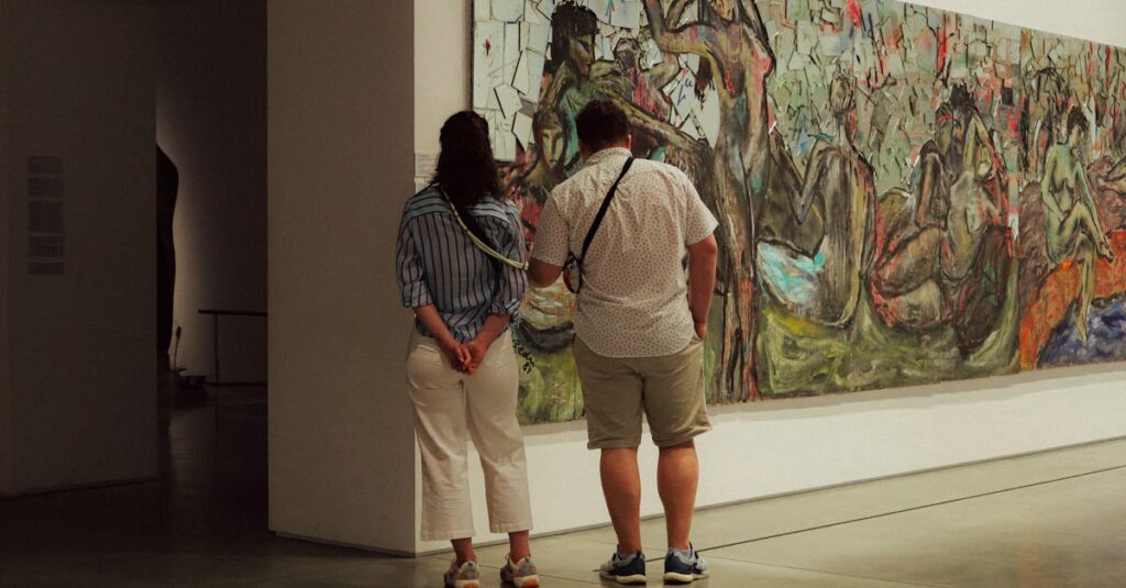 カラヴァッジオ作品を展示するヨーロッパの美術館内部の様子と鑑賞者の風景