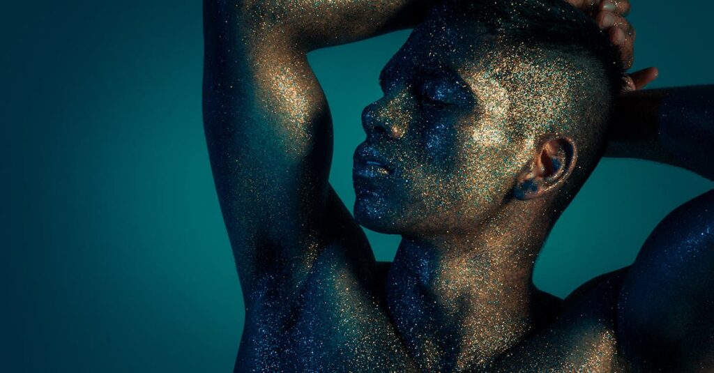 人物の心理を描き出すドラマチックな光と影の演出が見られる肖像画