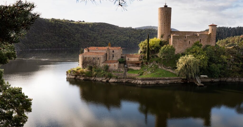 カバネルの作品が映し出すフランスの美意識と文化の本質を象徴する構図