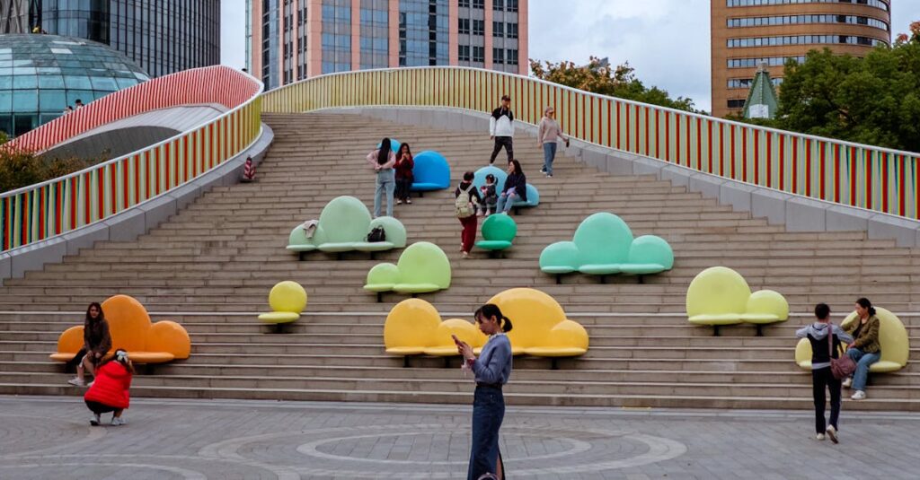 アカデミズム美術制度の中で生きたカバネルの立場と印象派との対立を象徴するイメージ