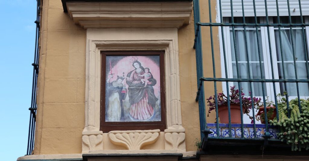 カバネルの代表作《ヴィーナスの誕生》に描かれた理想美と官能性の融合を示す構図