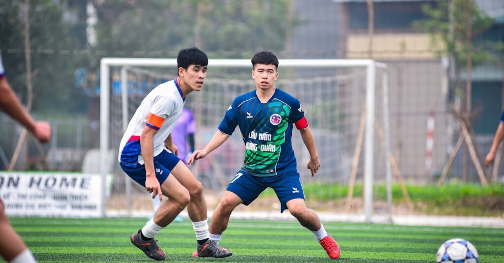 カラヴァッジオのキアロスクーロ技法が視覚表現に与えた革新性を象徴する絵画的演出