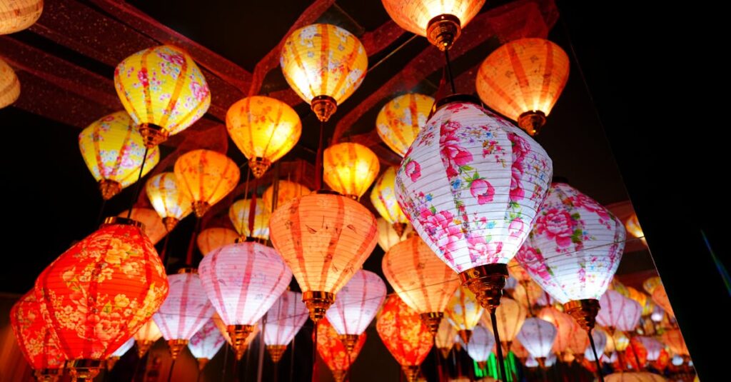 カラヴァッジオの絵画に見られる強い明暗の対比を表現する構図と演出