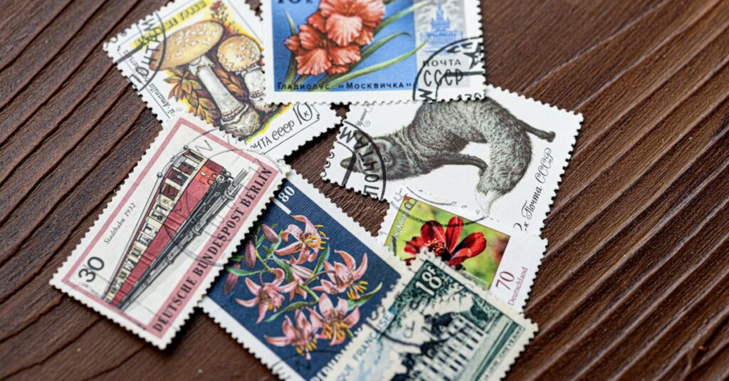 オルセー美術館で展示されている《ヴィーナスの誕生》の現代的な鑑賞風景