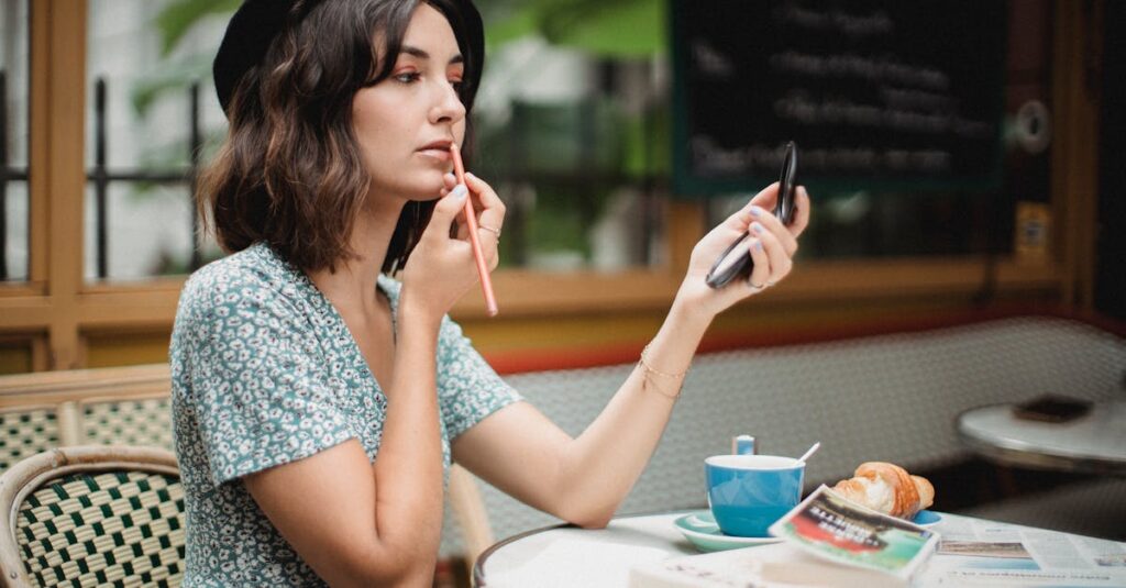 カバネルが描いたフランス的理想美を象徴するヴィーナスの構図と繊細な筆致