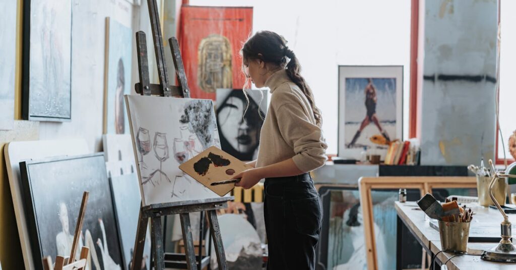 カラヴァッジオが逃亡中に描いた陰影に満ちた宗教画をイメージしたビジュアル