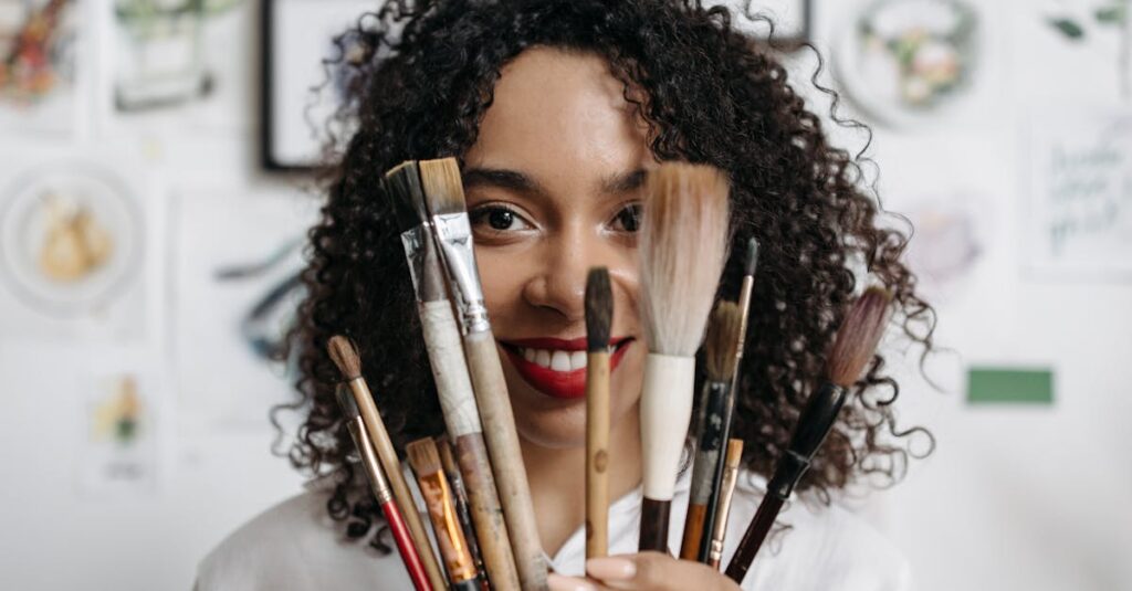 アルチンボルドの代表作である野菜で構成された肖像画のイメージ。奇妙さと芸術性が共存する。