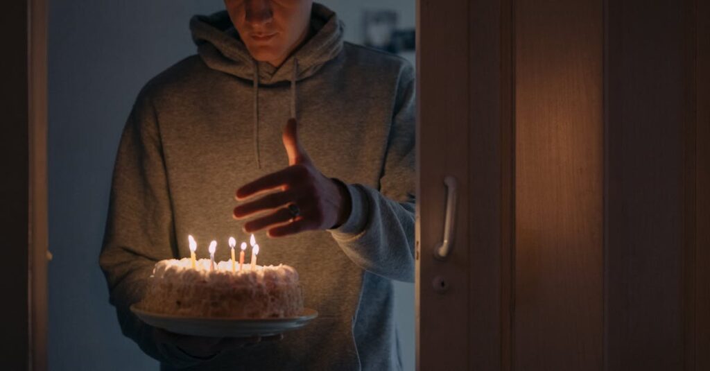 《ヴィーナスの誕生》に見られるカバネルの美学と技術的な特徴を象徴する構図