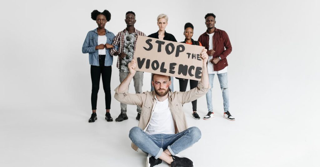 暴力と信仰を融合させたカラヴァッジオの革新的な絵画世界を象徴する構図