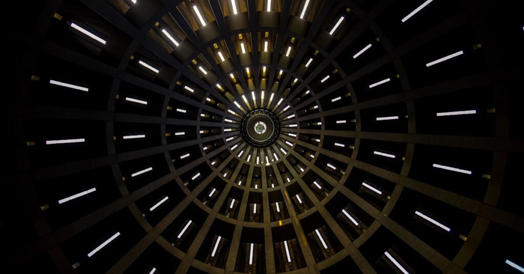 キアロスクーロ技法が際立つカラヴァッジオの名画における構図と演出のイメージ