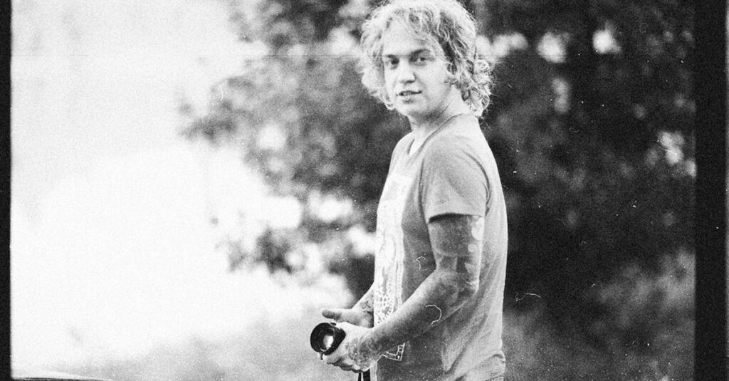 キアロスクーロ技法が際立つカラヴァッジオの名画における構図と演出のイメージ